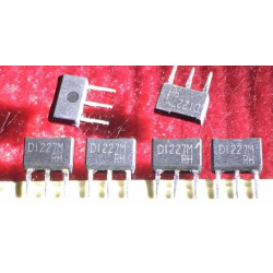 2SD1227M D1227M D1227 ROHM TO-92L 5PCS/LOT 2SD1227M D1227M D1227 ROHM TO-92L 5PCS/LOT